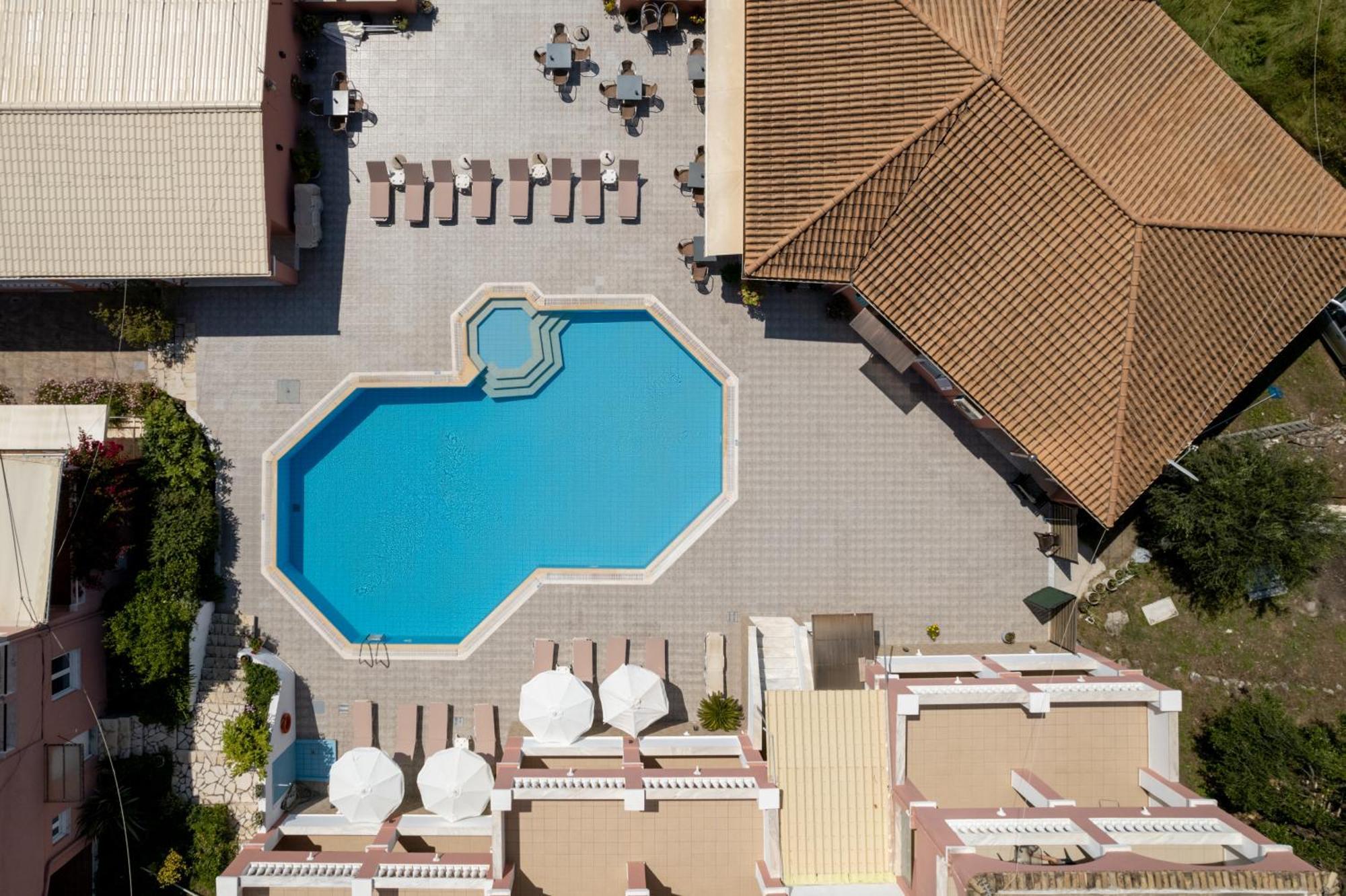 Paradiso Hotel Sea View And Pool Suites Ipsos Corfu Ngoại thất bức ảnh